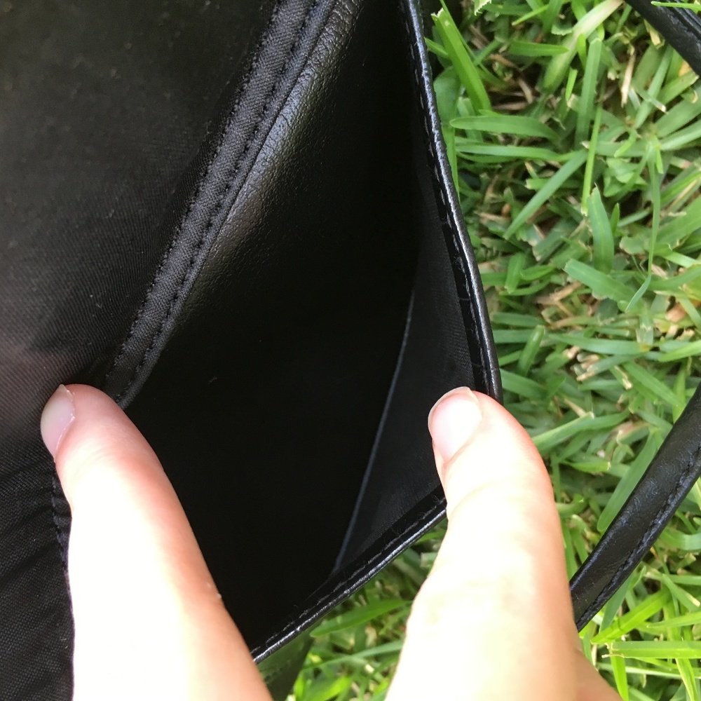 Black Wristlet - Picture 4 of 5
